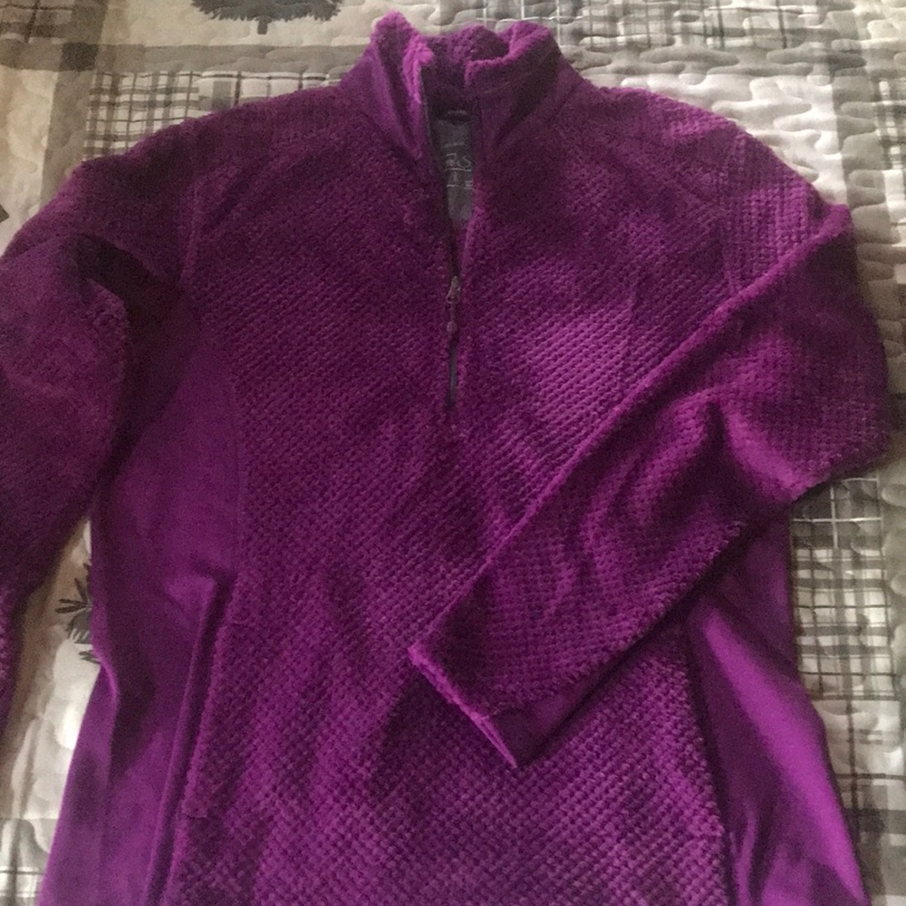 White Sierra Woman’s Anorak Fleece Jacket,  size L